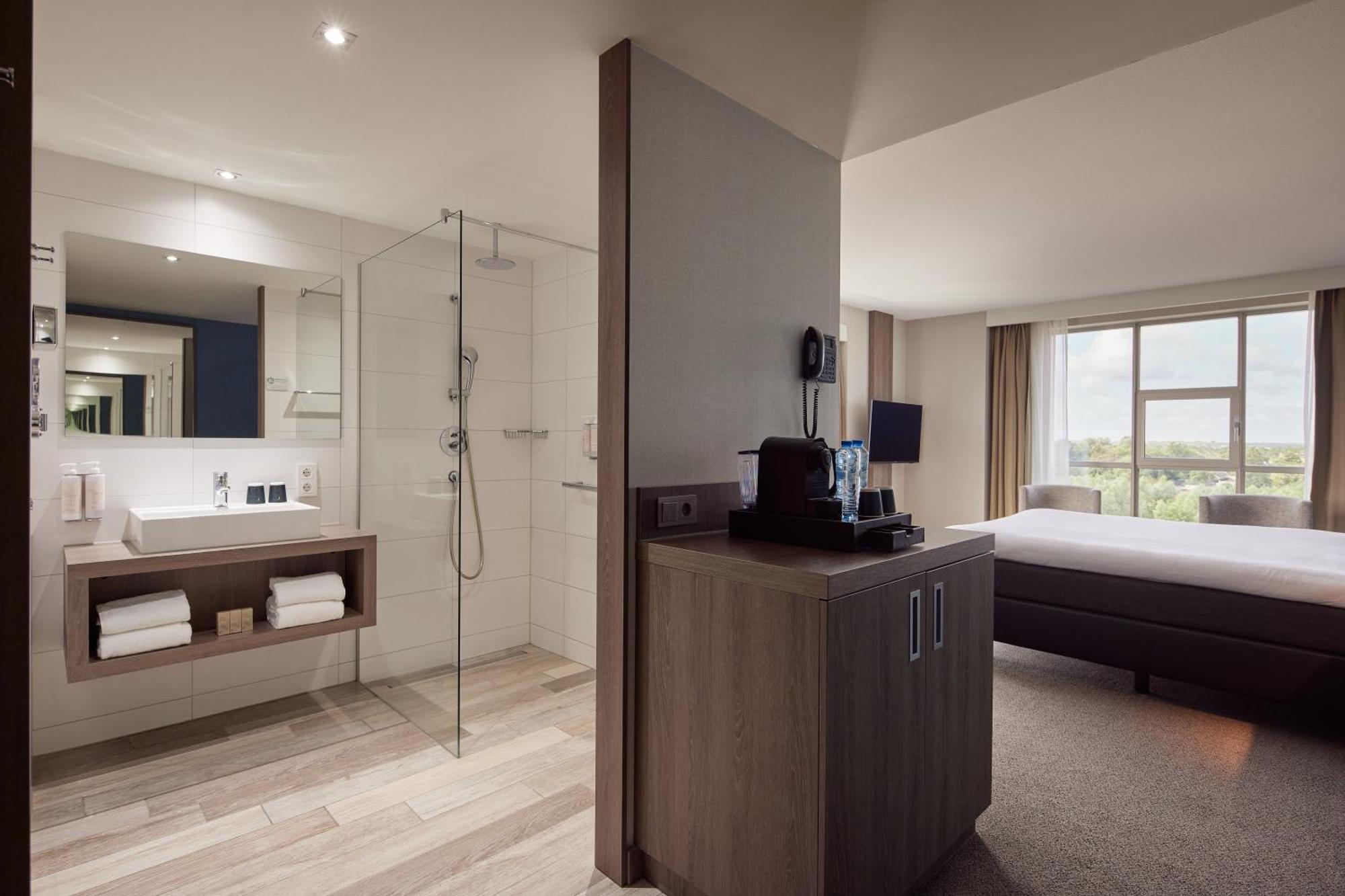 Van Der Valk Hotel Groningen-Hoogkerk Eelderwolde Экстерьер фото
